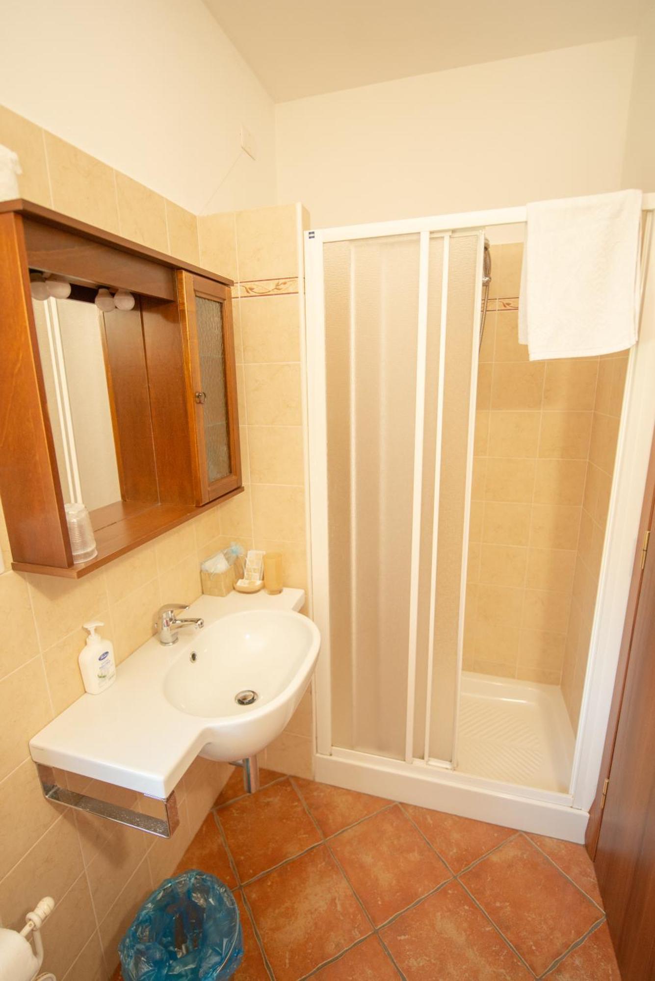 Il Vecchio Noce Hotel Brugnato Luaran gambar