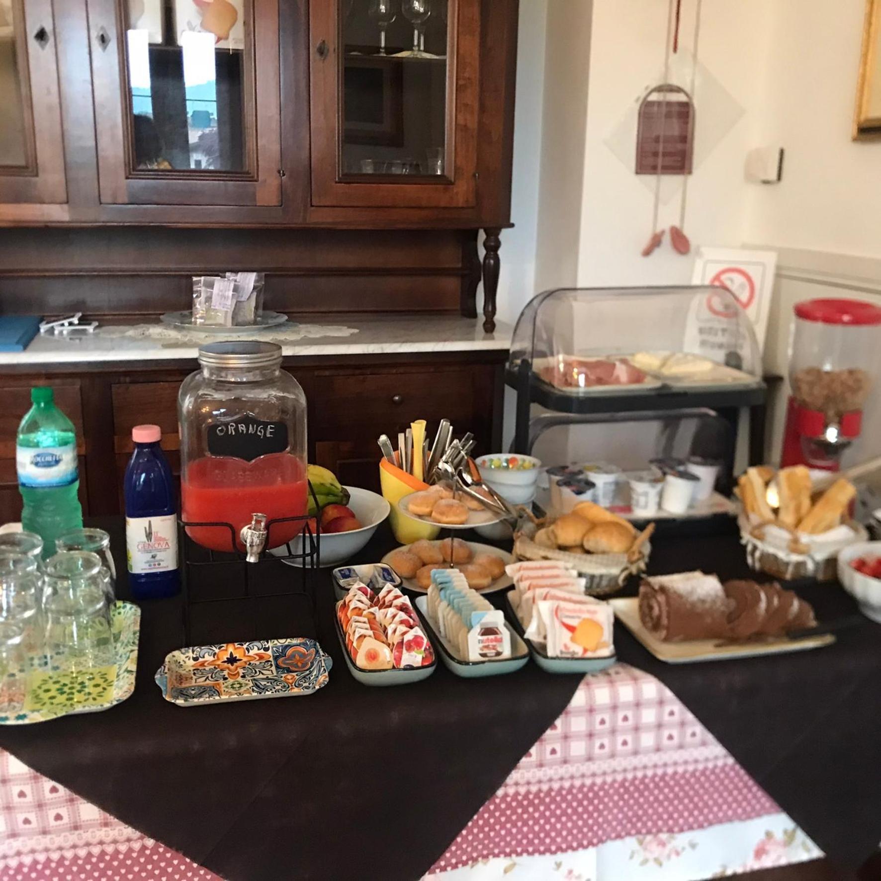 Il Vecchio Noce Hotel Brugnato Luaran gambar