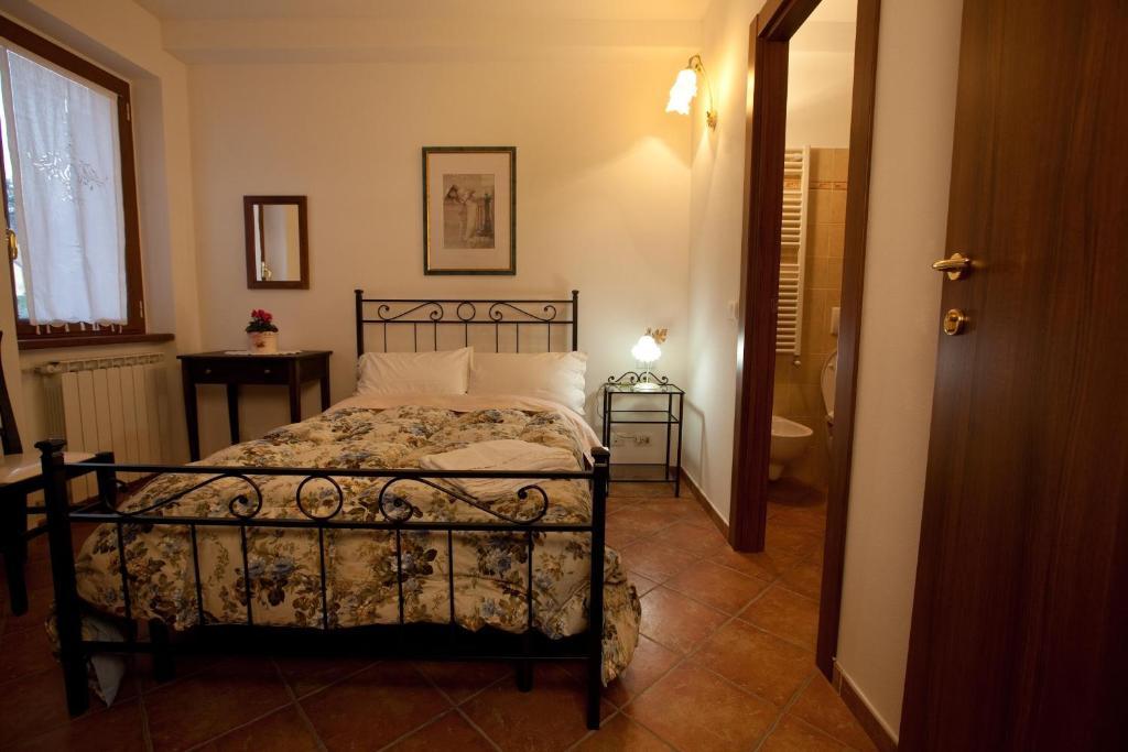 Il Vecchio Noce Hotel Brugnato Bilik gambar
