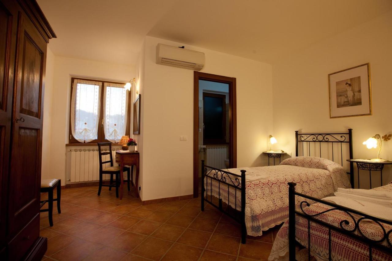 Il Vecchio Noce Hotel Brugnato Luaran gambar