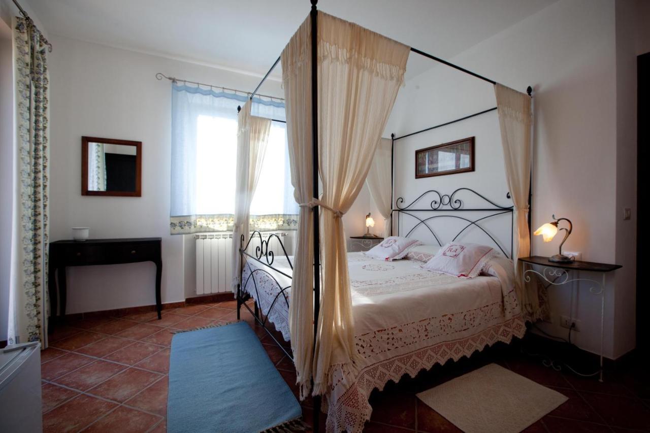 Il Vecchio Noce Hotel Brugnato Luaran gambar